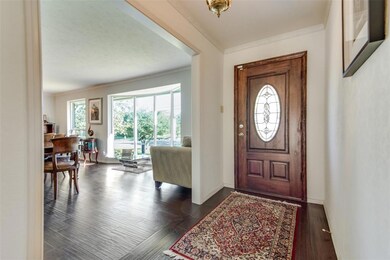 4819 Creighton Dr, Dallas, TX 75214 - photo 4