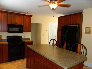 33 South St, Littleton, NH 03561 - photo 5