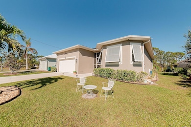 122 Glades Dr, Rotonda West, FL 33947 - photo 3