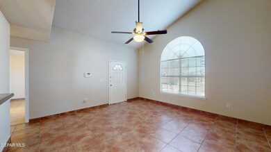 14312 Puentecillas Dr, Horizon City, TX 79928 - photo 4