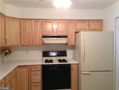 201 Wyndham Place, Trenton, NJ 08691 - photo 6