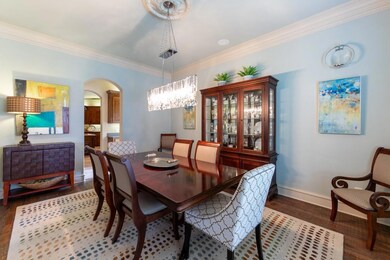 Formal Dining, Access to Butlers Pantry & Kitchen