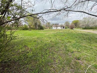 1109 S 23rd St, Muskogee, OK 74401 - photo 7