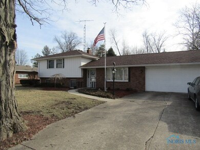 2207 N Brookside Blvd, Genoa, OH 43430 - photo 2