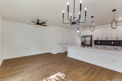 207 Gravel St unit 101, San Antonio, TX 78203 - photo 4