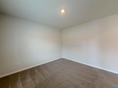 11017 Wayland Ridge Dr, Madison, AL 35756 - photo 5
