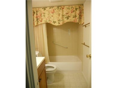 Master Bath/Spa.