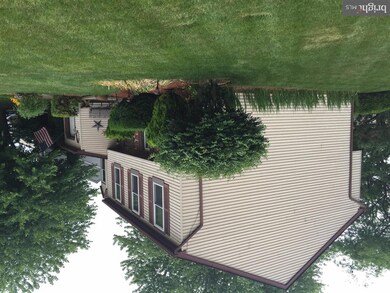 147 Independence Dr, Morrisville, PA 19067 - photo 2