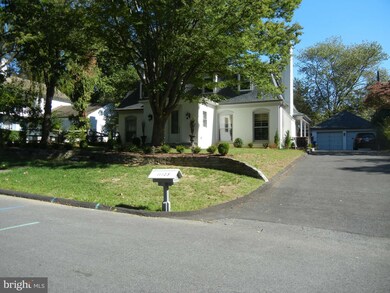 11105 Ardwick Dr, Rockville, MD 20852 - photo 4