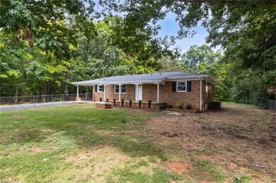 1036 Redwood Dr, Asheboro, NC 27205 - photo 2
