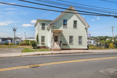 97 E Main St, Gloucester, MA 01930 - photo 4