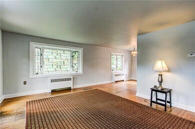 2226 W Greenleaf St, Allentown, PA 18104 - photo 6