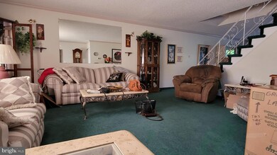 2837 Tremont St, Philadelphia, PA 19136 - photo 4