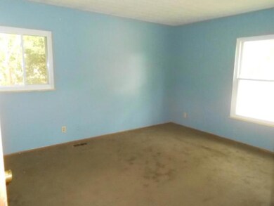 823 Pinehurst St, Marysville, OH 43040 - photo 4