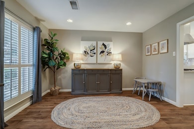 10030 Wickersham Ln, Houston, TX 77042 - photo 5