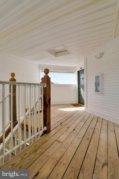 2031 Windsong Dr unit 3D, Hagerstown, MD 21740 - photo 3