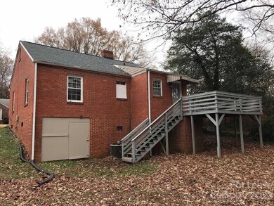 309 Westwood Dr, Statesville, NC 28677 - photo 2