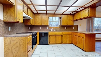 375 N Colbert Dr, Davis, OK 73030 - photo 5