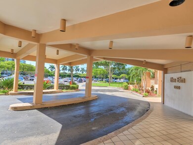 1000 Saint Charles Place unit L4, Pembroke Pines, FL 33026 - photo 4