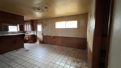 928 Jerry Ln, Bedford, TX 76022 - photo 5