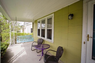 60 Northridge Porch