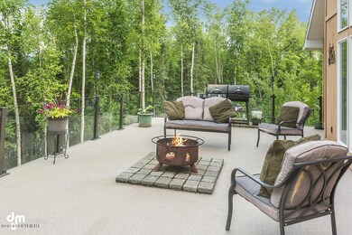 Deck made for entertaining