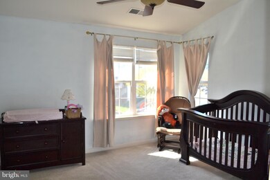 12253 Maidstone Ct, Woodbridge, VA 22192 - photo 4