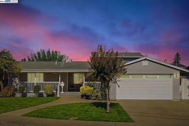 7767 Burnham Way, Dublin, CA 94568 - photo 2