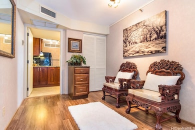 1088 Bishop St unit 2006, Honolulu, HI 96813 - photo 5