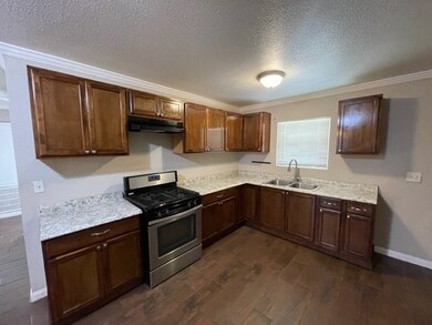 7642 Delavan Dr, Houston, TX 77028 - photo 5