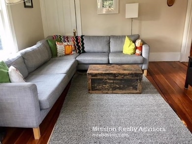 8-10 Custer St unit 2, Boston, MA 02130 - photo 3