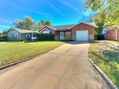 2309 E 11th St, Shawnee, OK 74801 - photo 3