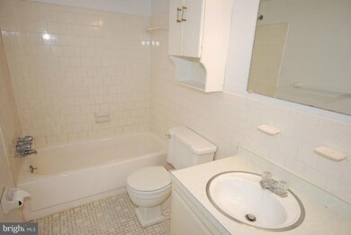 2113 Walsh View Terrace, Silver Spring, MD 20902 - photo 6