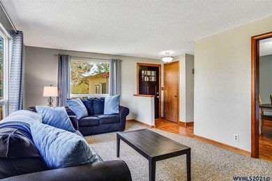 1310 Lawnridge St SW, Albany, OR 97321 - photo 4