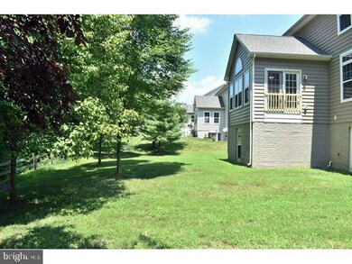 2221 Lake Forest Dr, Upper Marlboro, MD 20774 - photo 3