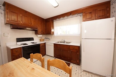 9206 Chumley Ln, Henrico, VA 23294 - photo 5