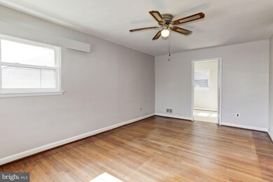 1411 Quebec St, Hyattsville, MD 20783 - photo 3