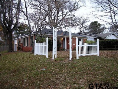 Ideal for creative landscaping for even more cottage charm