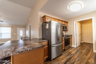 2706 Pomona Rd, Crossville, TN 38571 - photo 6