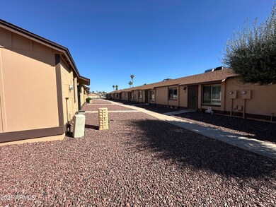 1616 N 63rd Ave unit 48, Phoenix, AZ 85035 - photo 3