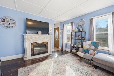 52 Carpenter St, Attleboro, MA 02703 - photo 5