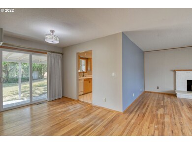 Living Room/Dining Room