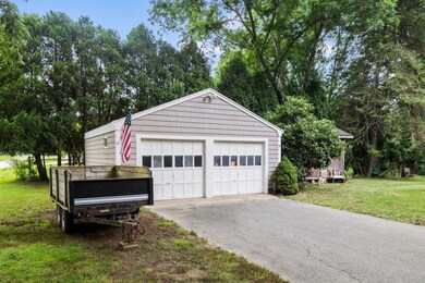 106 Touisset Rd, Warren, RI 02885 - photo 5