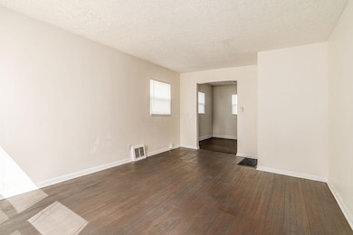 006__R 804 Berkeley Rd 00006