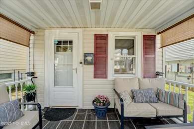 04-Front Porch