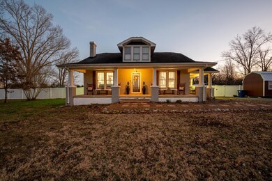 616 E Lane St, Shelbyville, TN 37160 - photo 4