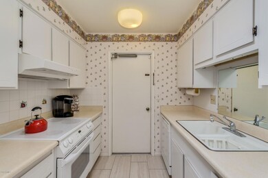 17679 N Del Webb Blvd, Sun City, AZ 85373 - photo 6