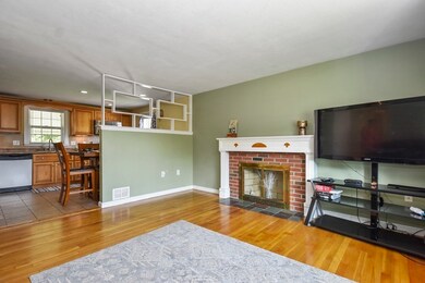 27 Ontario Dr, Hudson, MA 01749 - photo 4