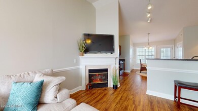 2564 Saddleback Dr unit B, Winterville, NC 28590 - photo 7