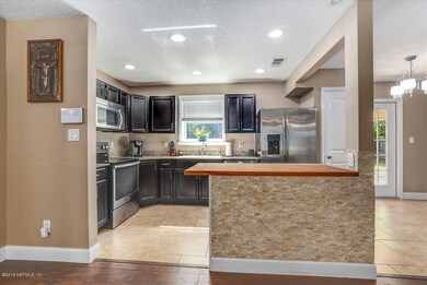 3623 Macgregor Dr, Jacksonville, FL 32210 - photo 4